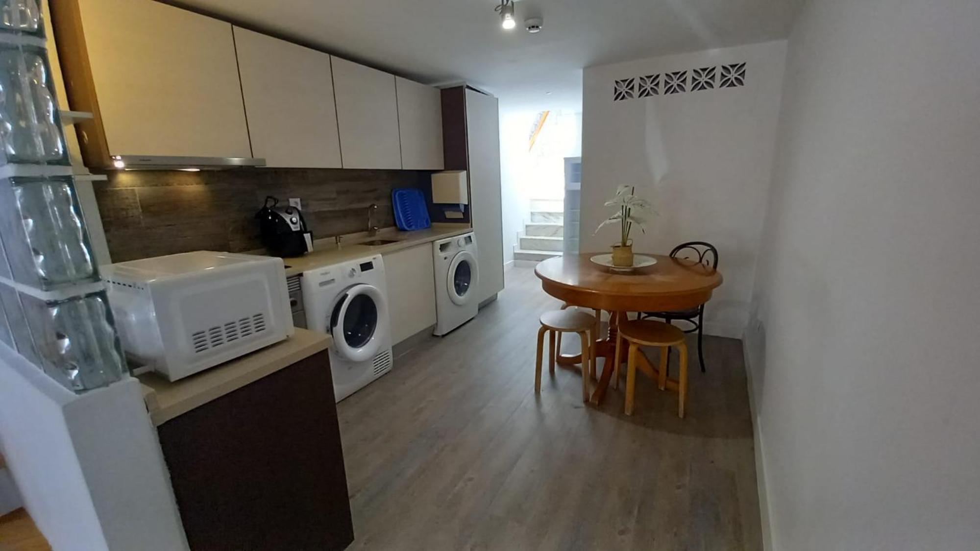 Alvito Guest House - Comfortable Room With Private Bathroom Lisboa Екстериор снимка